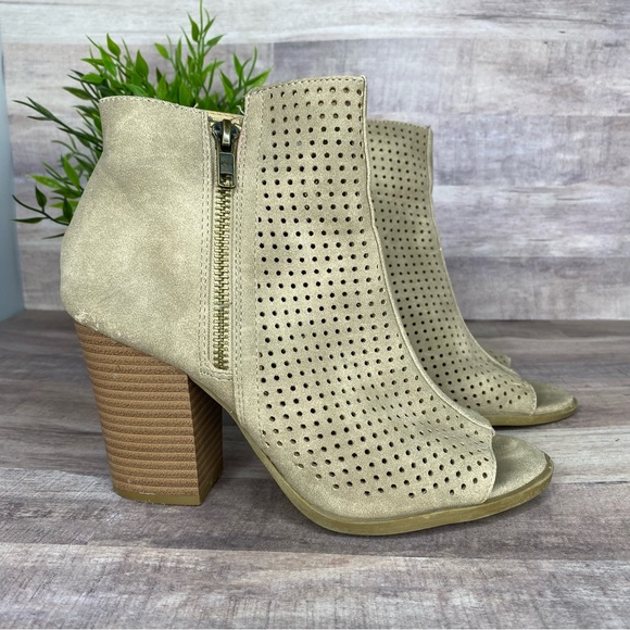 BRASH Heeled open toe Booties - Size: 7 - Picture 1 of 7